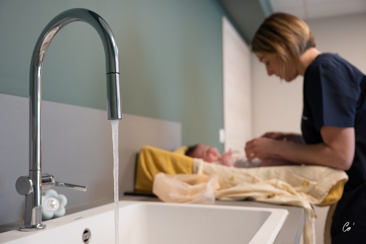 Préparation du bain bébé